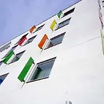 유로 4* 파르두비체