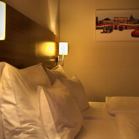 Euro Hotel 4*