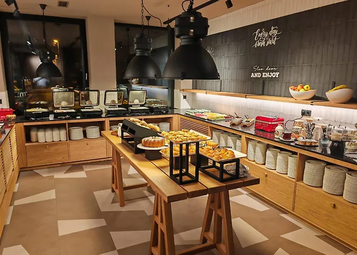 Euro Hotell 4*